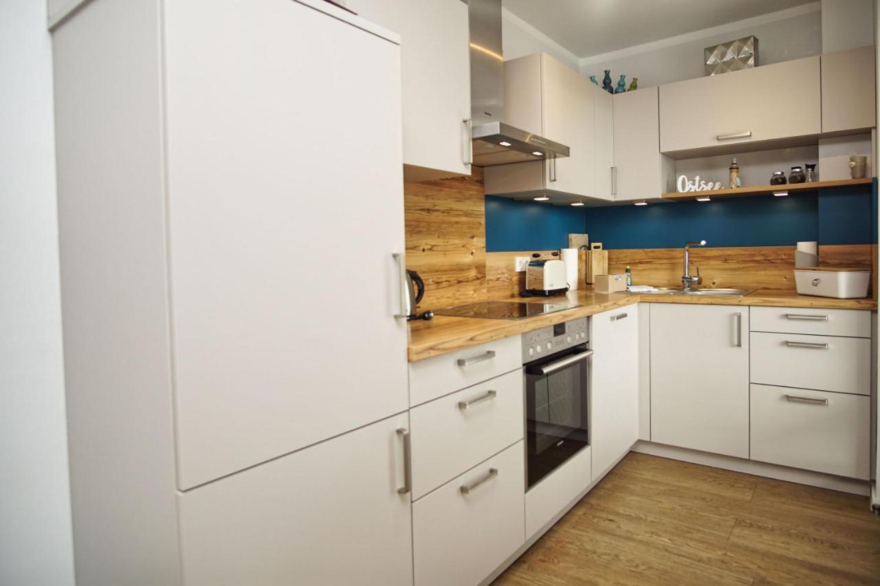 Zentrale Fewo Mit Terrasse, Gratis Nutzung Vom Ahoi Erlebnisbad Und Sauna In Sellin - Villa Anni Fewo 02 Goehren  Extérieur photo